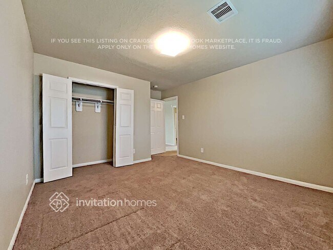 Building Photo - 19239 Canaras Ct