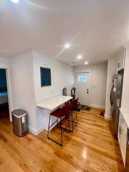 Kitchen - 32 Brimmer St