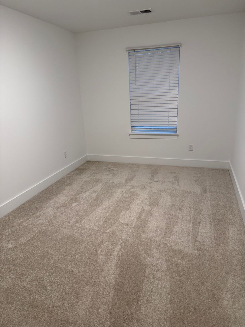 Building Photo - 514 W Norvell Ct