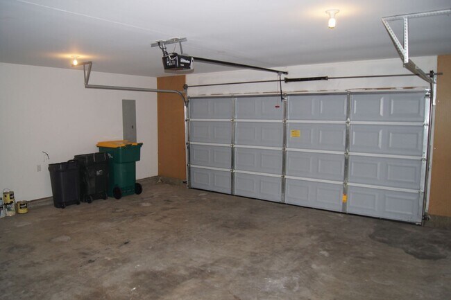 Building Photo - Chapmans Retreat home