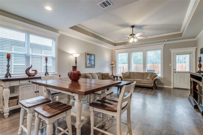 Building Photo - Looking for your first home or your forever home, the open floor plan on this beautiful home in t...