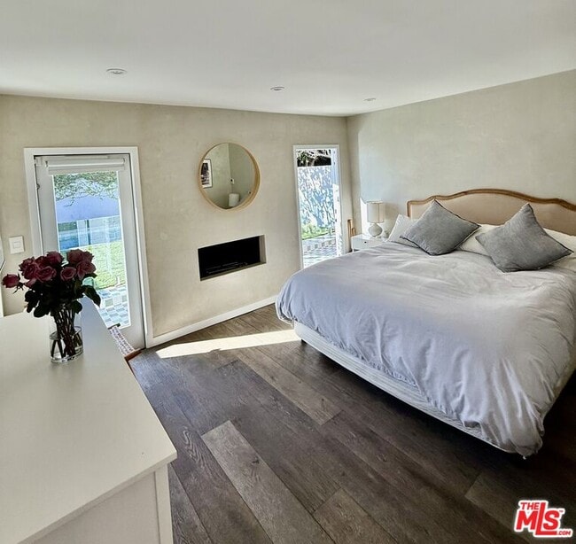 Building Photo - 7621 Stetson Ave