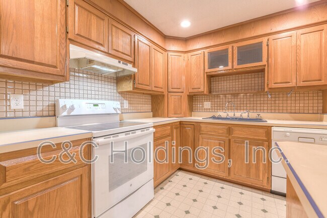 Building Photo - 9159 E Latimer Pl