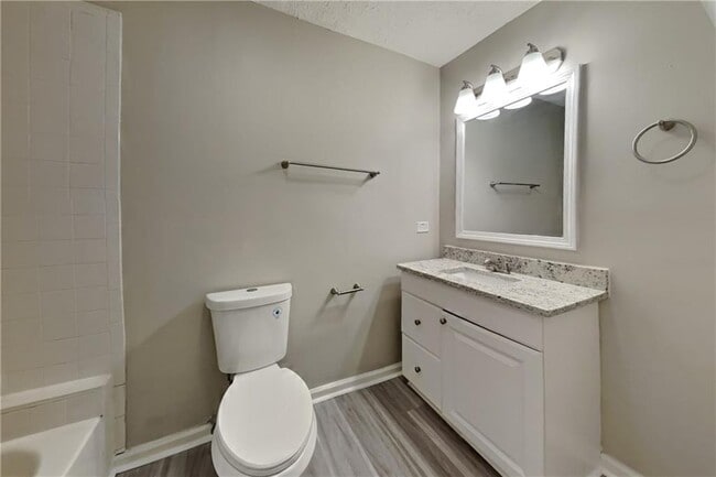 Building Photo - 1273 Royal Ives Ct SE