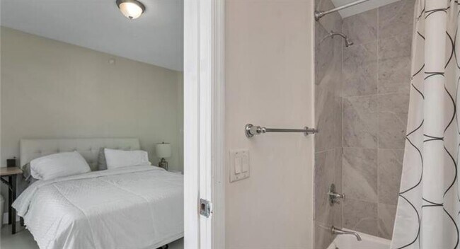 Building Photo - 9401 Collins Ave