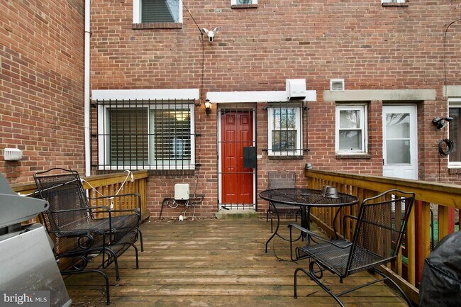 Building Photo - 1365 Talbert Terrace SE