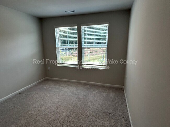 Building Photo - 1605 Emory Rdg Wy