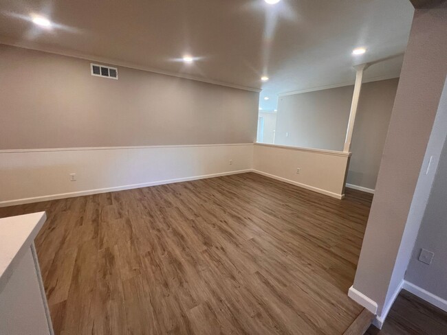 Building Photo - FULLY REMODELED 3+BR/2BA home in EL CAJON ...