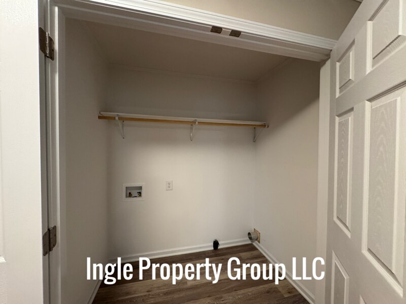 Building Photo - 5139 Chesapeake Rd