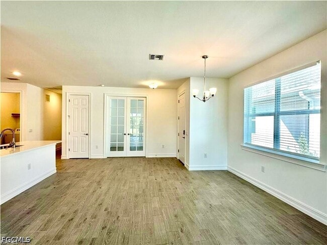 Building Photo - 43866 Blue Heron Ln