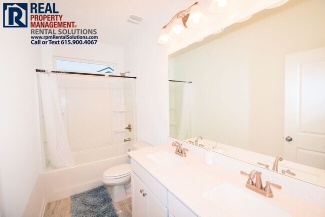 Building Photo - Gorgeous all brick home in Antioch! Attached garage!