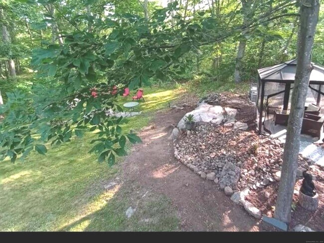 Building Photo - 348 Noank Ledyard Rd