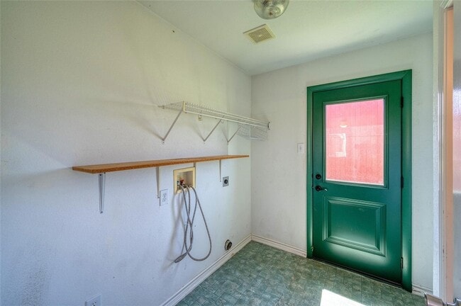 Building Photo - 4705 Farmington Rd