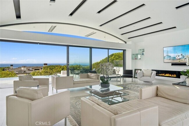 Building Photo - 4607 Perham Rd