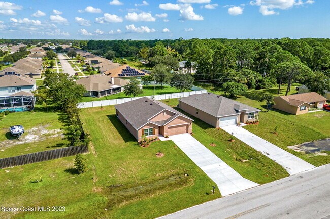 Building Photo - 2309 Jupiter Blvd SW