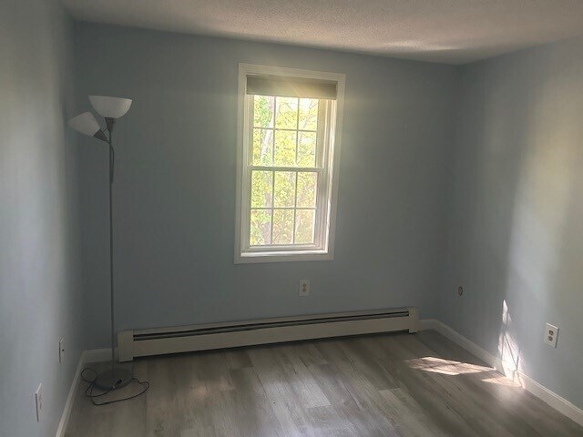 Building Photo - 39 Lantern Ln
