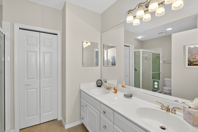 Building Photo - 17100 Bridgestone Ct