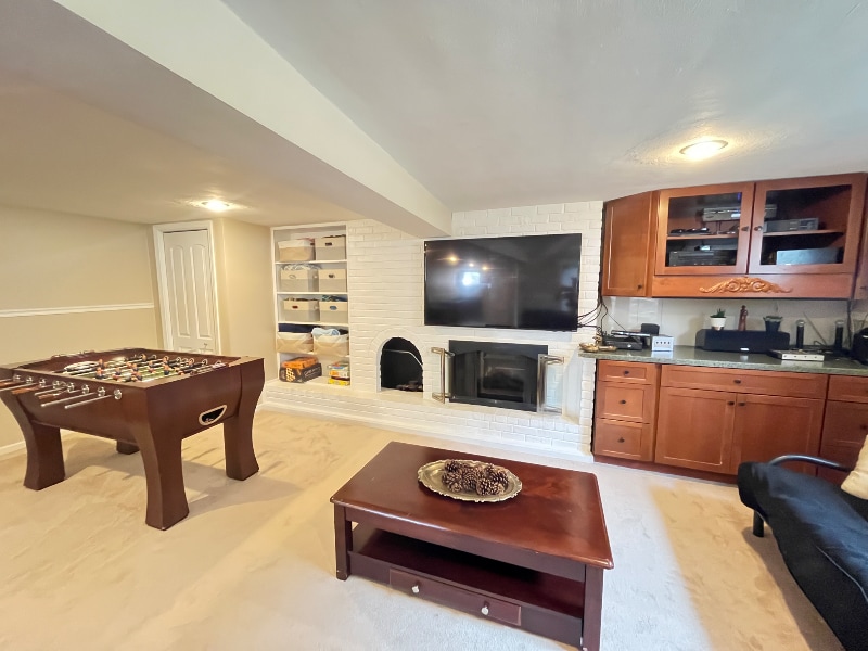 Building Photo - 363 Ridgeland Ave