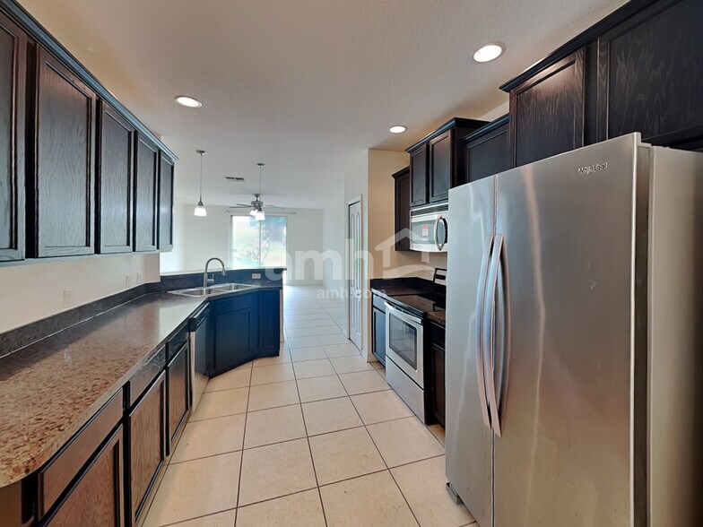Building Photo - 152 Prairie Falcon Dr