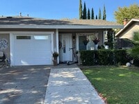 Building Photo - 4955-4957 Saddlerock Way