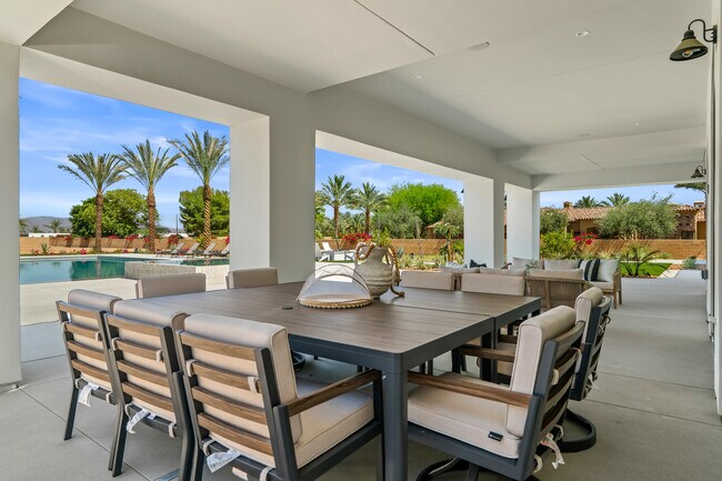 Building Photo - 80805 Vista Bonita Trail