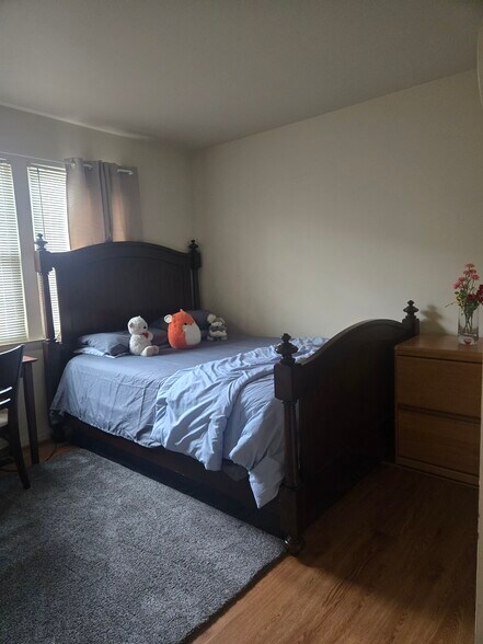 Building Photo - 11435 Appledowre Way