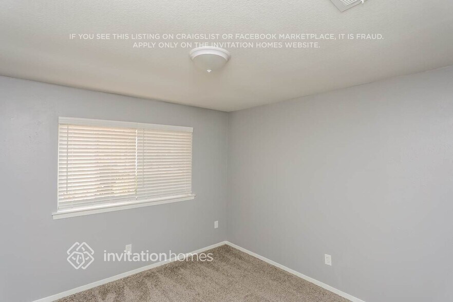 Building Photo - 4913 Cliffwood Dr