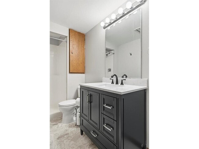 Building Photo - 9523 Hartford Cir