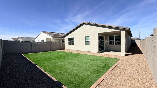 Building Photo - 2379 Fortana Dr