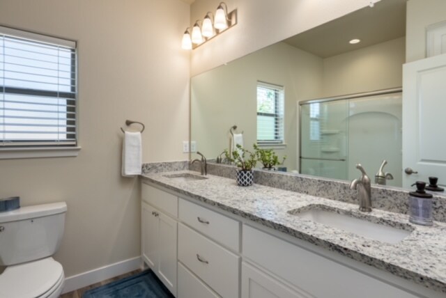 Building Photo - 2917 Paris Pl