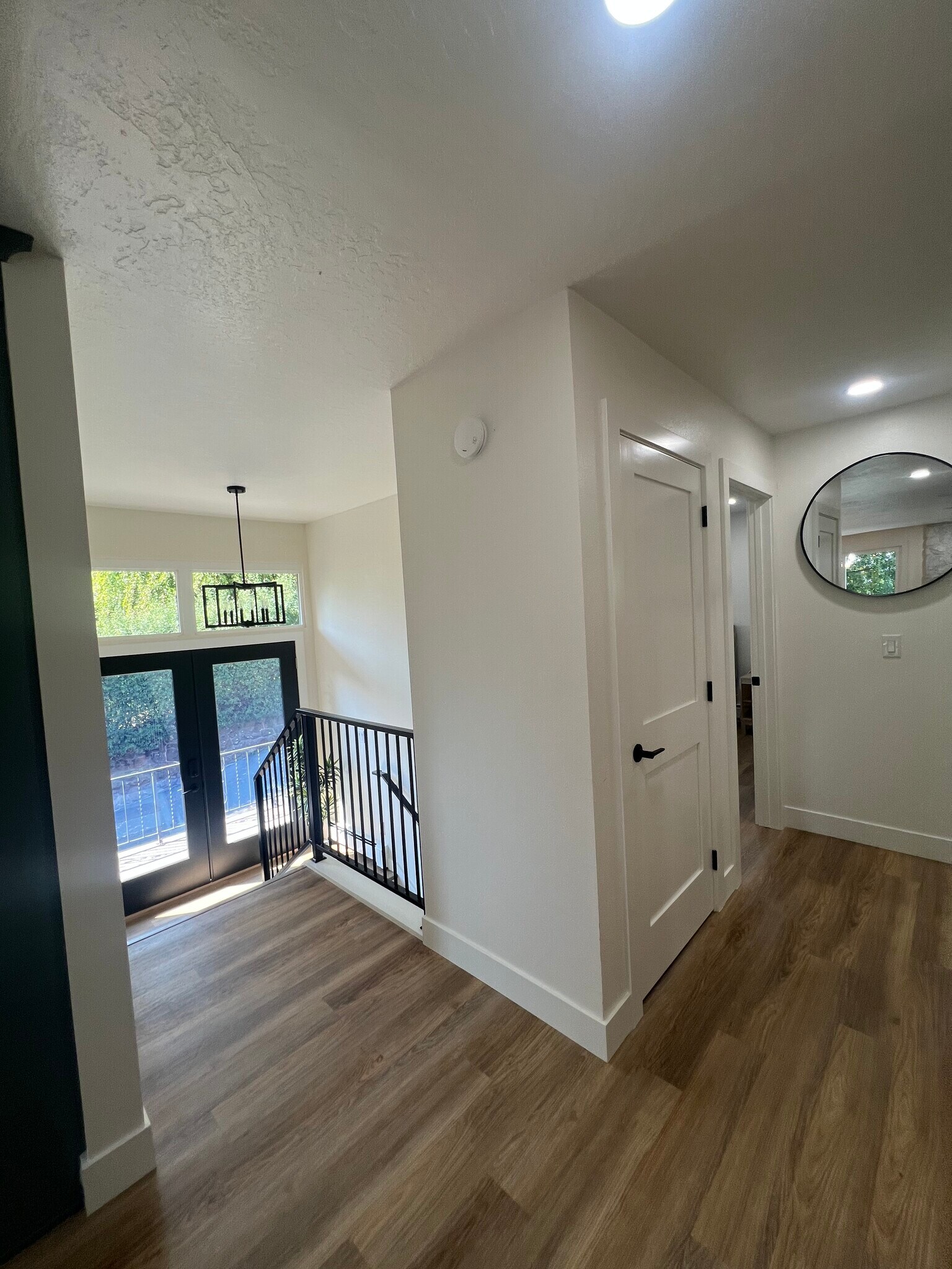 Building Photo - 2600 E Harrison Ave