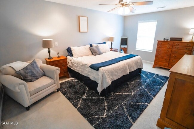 Building Photo - Beautiful 4-Bedroom Home in Desirable Wrens Creek Subdivision