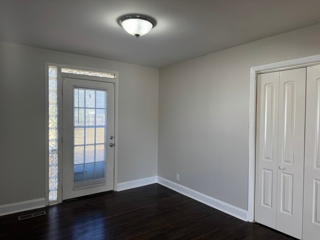 Building Photo - 1108 Bell Grimes Ln