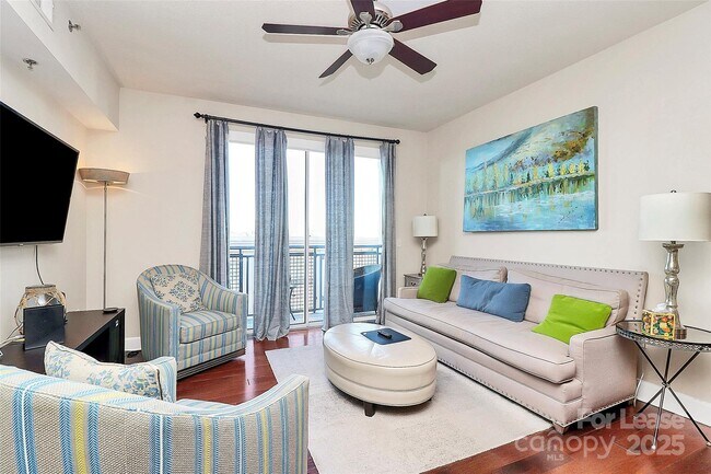 Building Photo - 1315 East Blvd