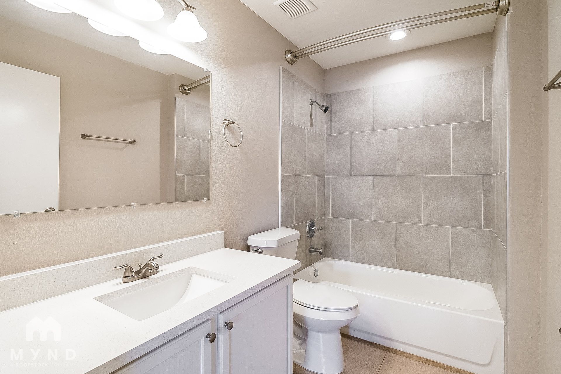 Building Photo - 10547 Cherry Oak Cir