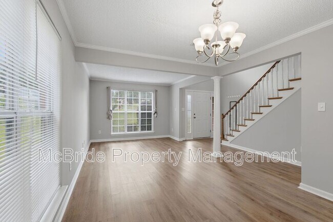 Building Photo - 827 Sonora Cir
