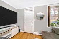 Building Photo - 313 N Market St