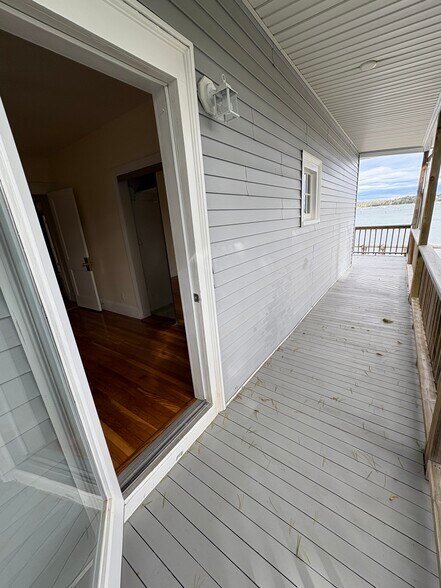 Building Photo - 14 Messervy St