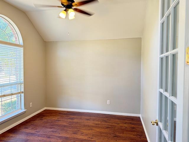 Building Photo - 1329 Bent Tree Dr