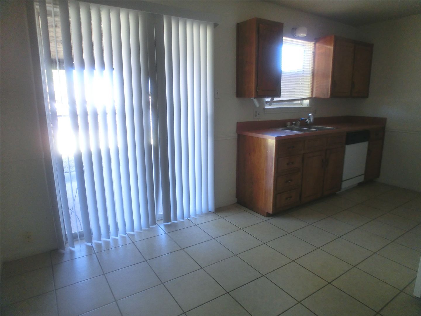 Building Photo - 302 Sorrell Dr