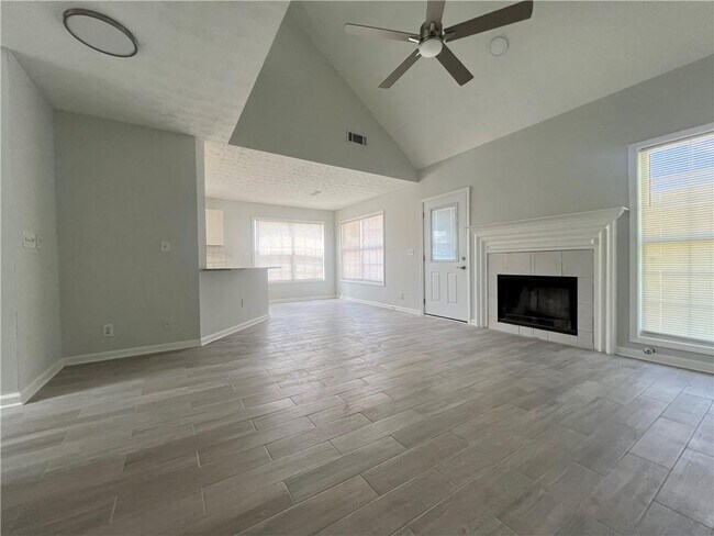 Building Photo - 540 Peachtree Parc Ct NE