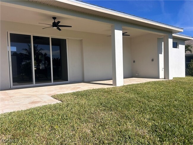 Building Photo - 1808 SE 1st Terrace