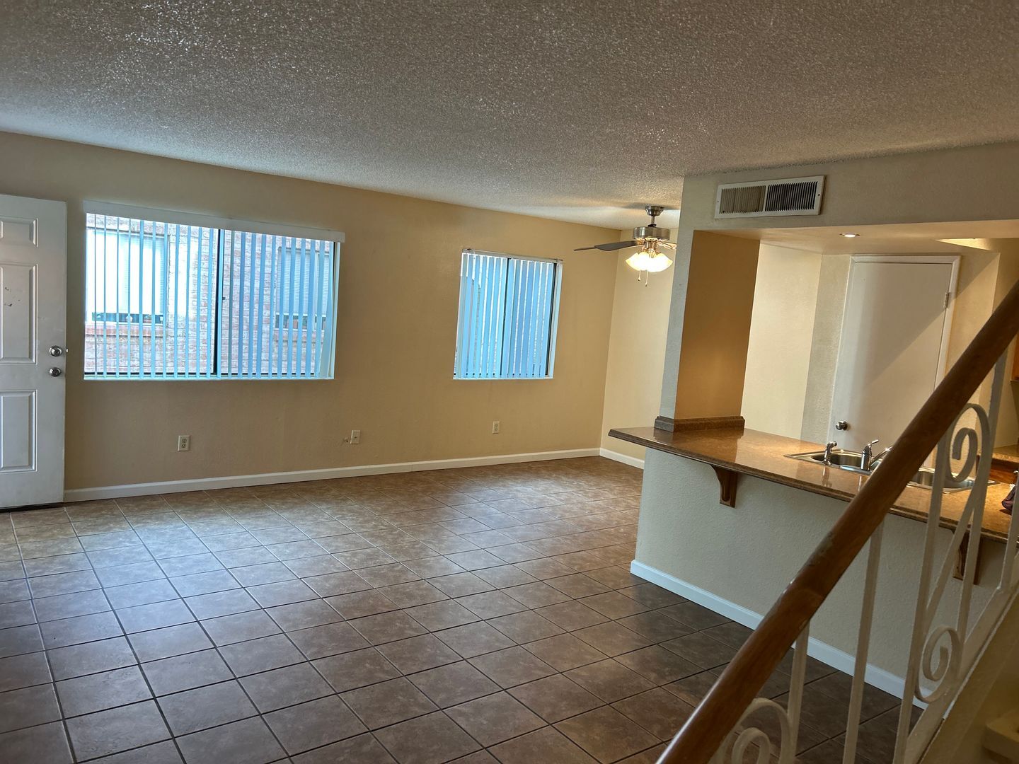 Building Photo - 6618 East Calle Alegria