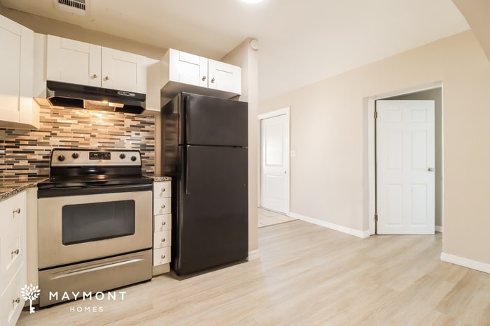 Building Photo - 625 58th St S