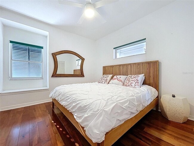 Building Photo - 8485 Blind Pass Dr