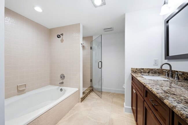 Building Photo - 101 Waterview Dr