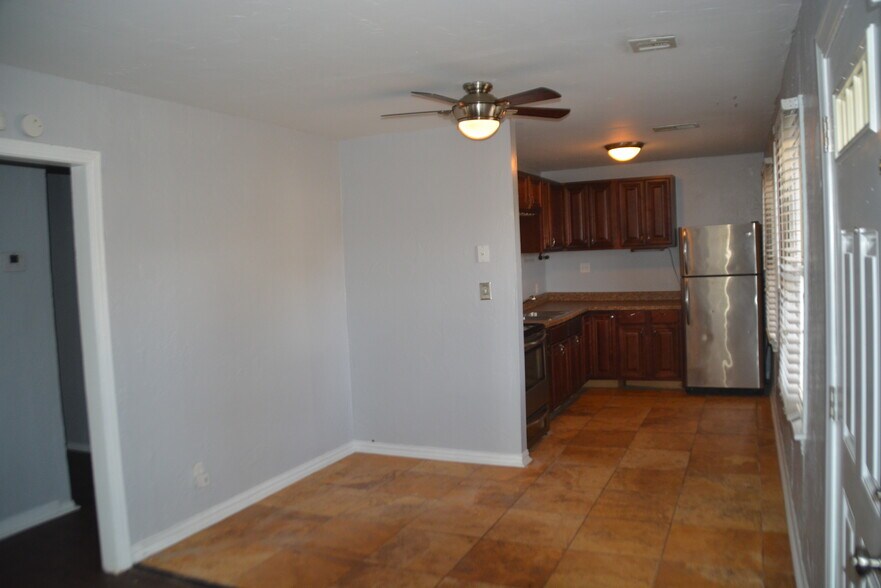 Building Photo - 1208 NW 97th St