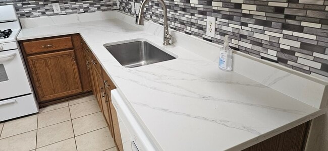 Building Photo - 8331 Swiftwater Ln