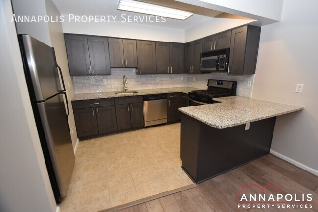 Building Photo - 1146 Cove Rd