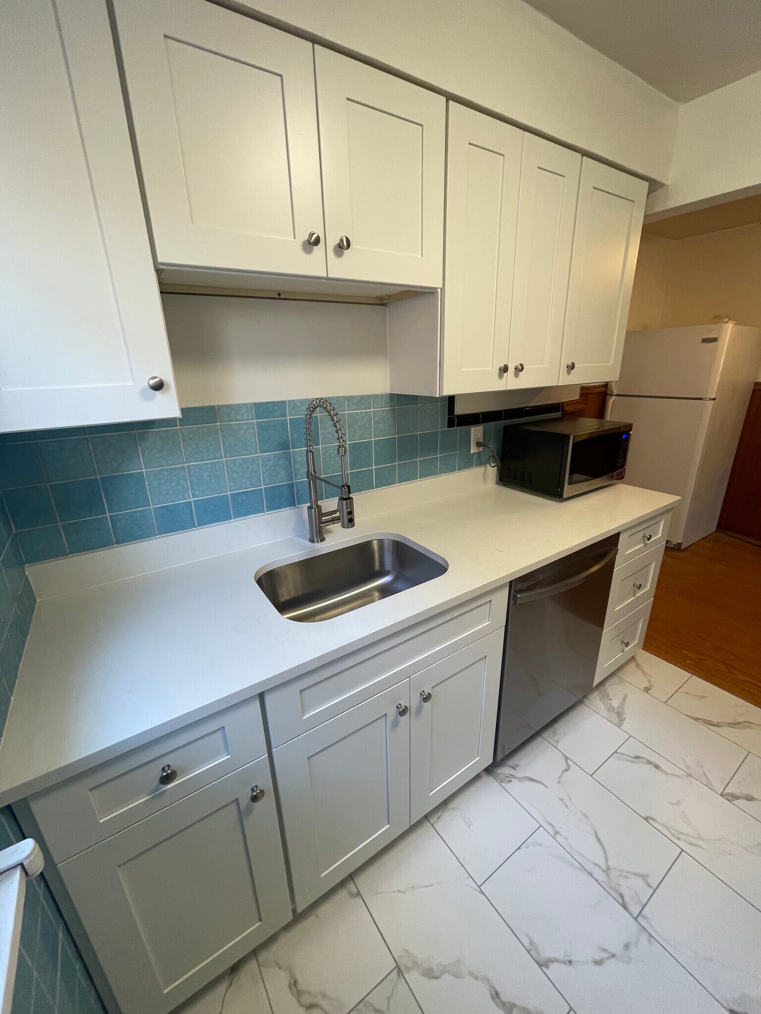 Building Photo - 3941 Millsbrae Ave